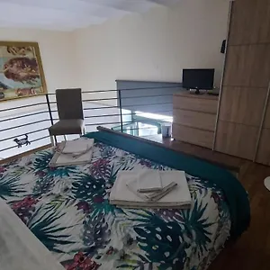  Hébergement de vacances Casa Sabina